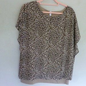 Plus Fully lined sheer animal print banded waist top XL L 18